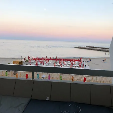 Bel Appartement F1 Cabine 30M² Face Mer Parking Palavas-les-Flots Exterior foto
